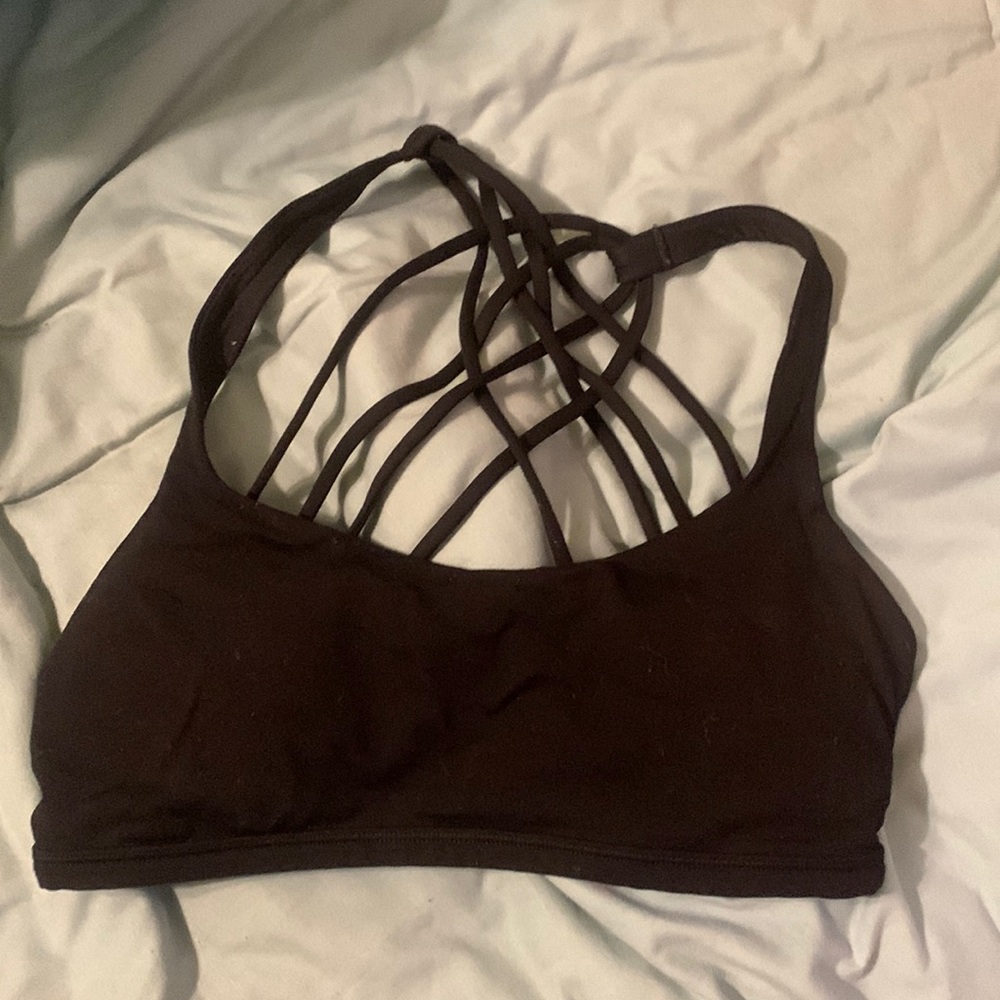 lululemon sports bra